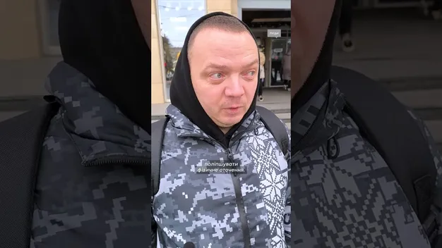 Студенти розмалювали центр Луцька, аби підтримати людей з інвалідністю (відео)