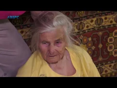 Війна за житло: в Луцьку бабуся доживає під двома замками і без води (відео)