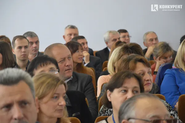Як соромив та хвалив Савченко голову Луцької РДА Тараса Яковлева (репортаж)