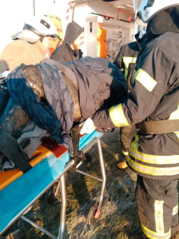 На Волині через ожеледицю перекинувся автомобіль – є потерпілі (фото)
