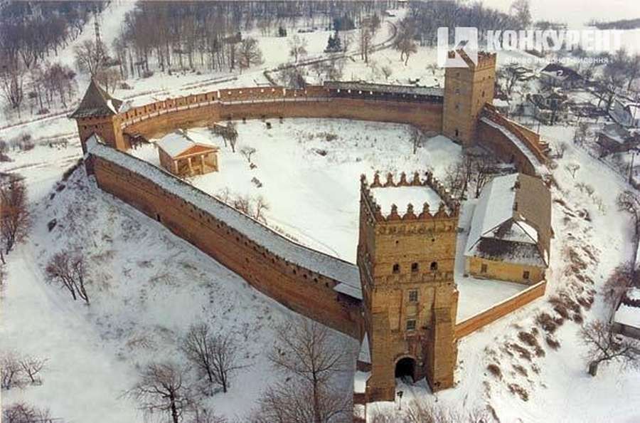 На фото: замок Любарта