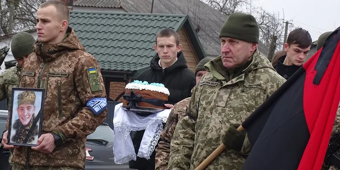 Волинь попрощалась із загиблим воїном Максимом Воробеєм (відео)