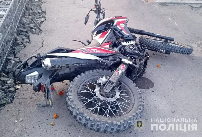 У Луцькому районі 16-річний мотоцикліст протаранив легковик (фото)