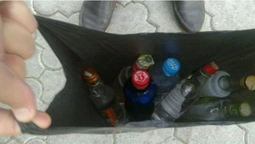 Продаж алкоголю "з пакету": луцькі муніципали виявили порушника (фото)