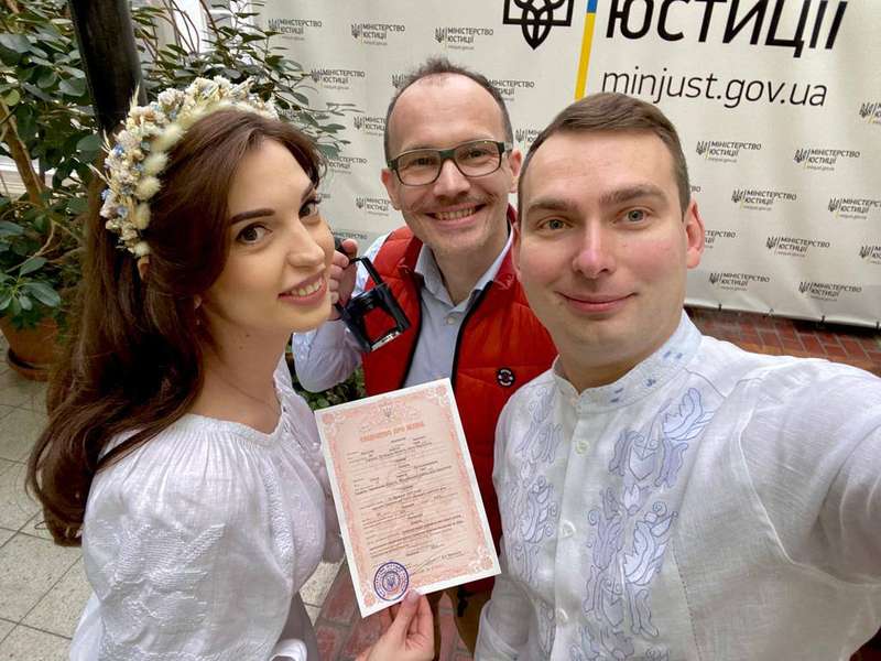 Міністр юстиції Малюська одружив нардепів з різних фракцій (фото)