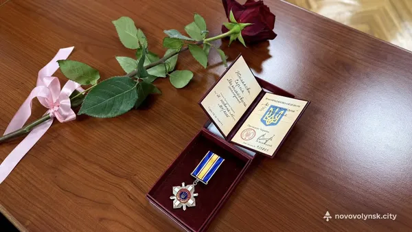 Дружині полеглого Героя з Волині вручили його нагороду «За мужність»