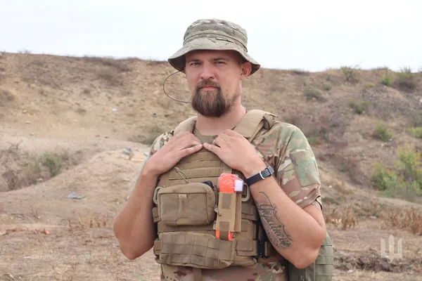 Інструктор з Луцька «Гулівер» вчить новобранців нищити ворога