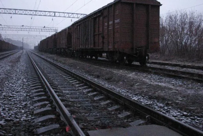 У Луцьку поїзд відрізав чоловікові голову