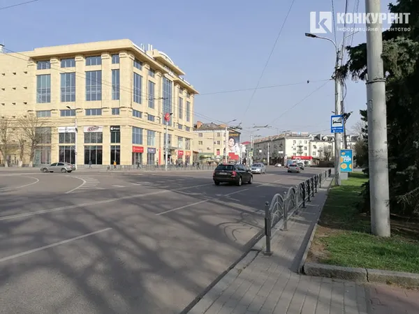 «Карантинний» Луцьк у фото