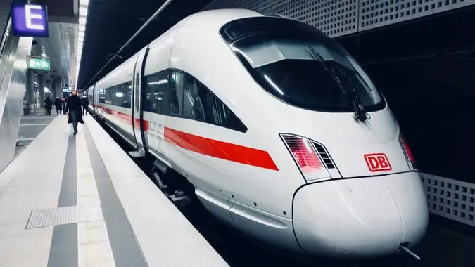 Жінка проспала свою зупинку і заїхала не в ту країну