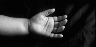 У Луцьку від виснаження померло немовля: що відомо (відео)