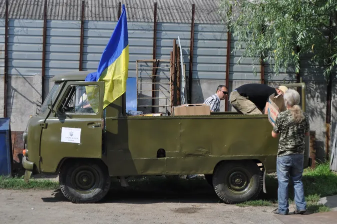 Волинські комунальні підприємства віддадуть в АТО три автомобілі