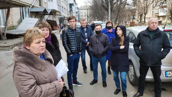 Аварійний дах на Львівській у Луцьку ремонтуватимуть: депутат розповів деталі
