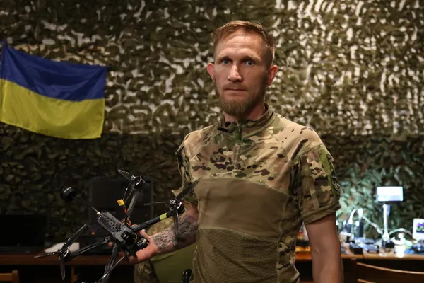 Як волинський екіпаж FPV-дронів доставляє «делікатеси» для орків (репортаж)