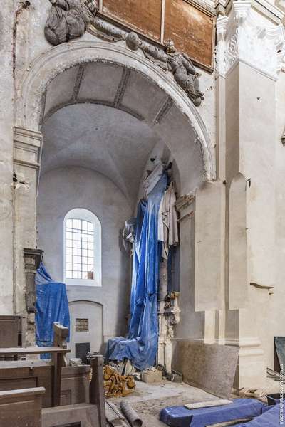 В Олиці триває реконструкція костелу (фото) 