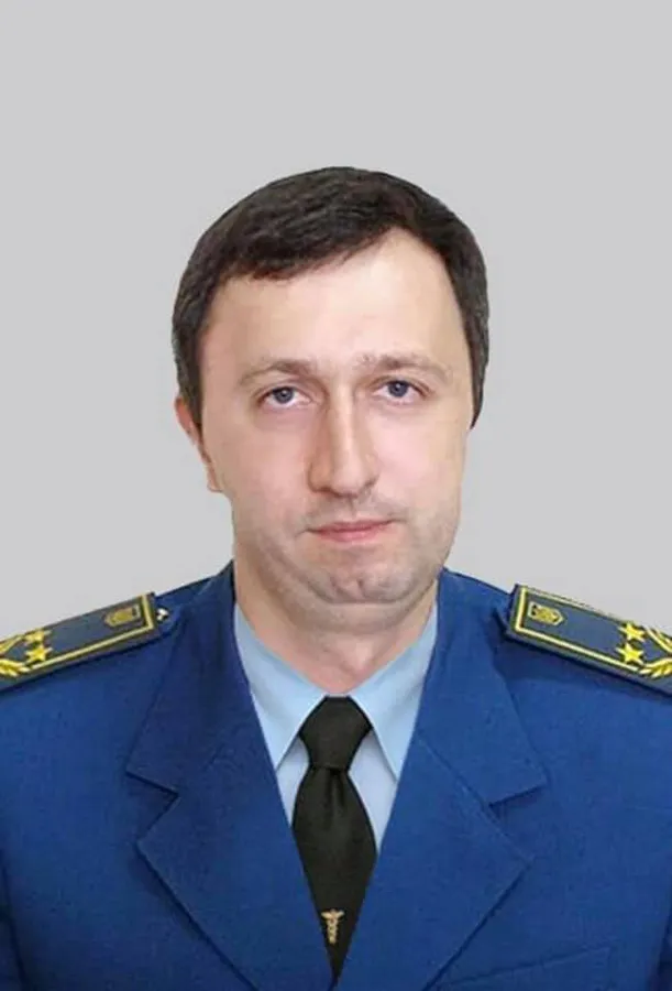 Вбивство двома ударами в Києві: загиблий виявився митником