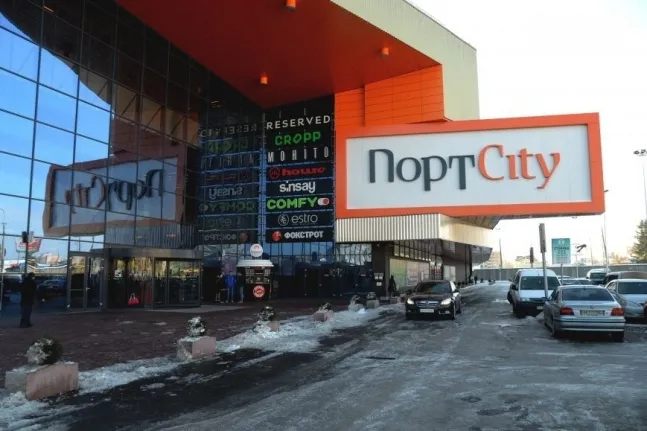 Лучани вимагають посилити охорону біля «Порт-Сіті»