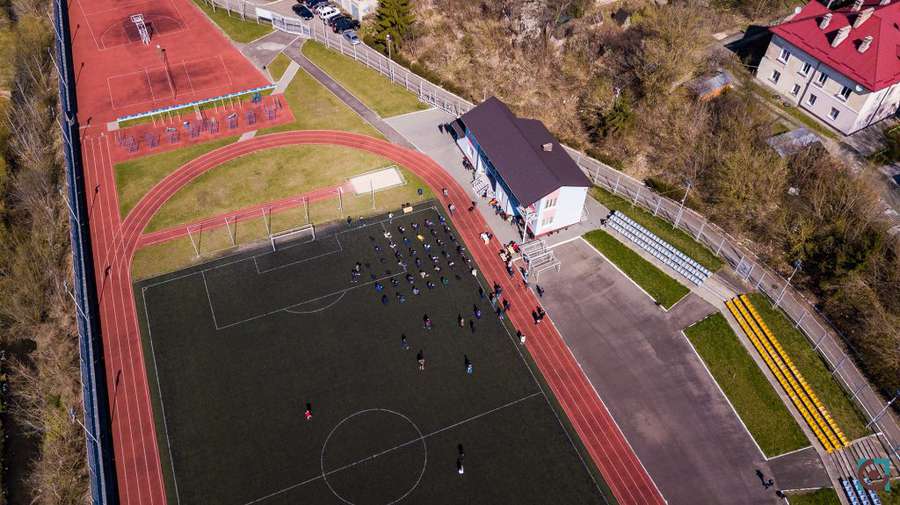 Показали стадіонне засідання сесії Луцькради з висоти (фото)