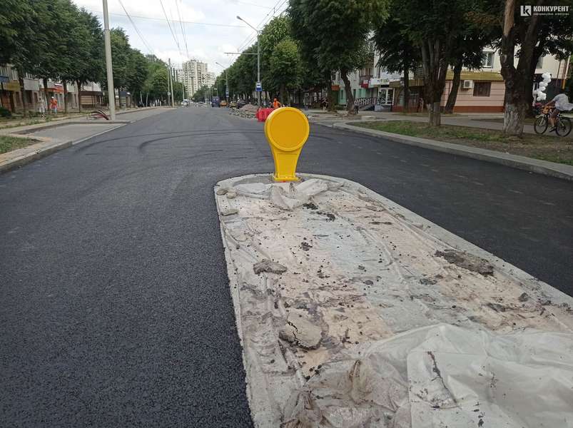 У Луцьку на Волі встановили нові дорожні знаки (фото)