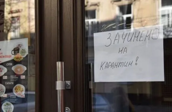 В Україну повертаються нові обмеження: що і де заборонять