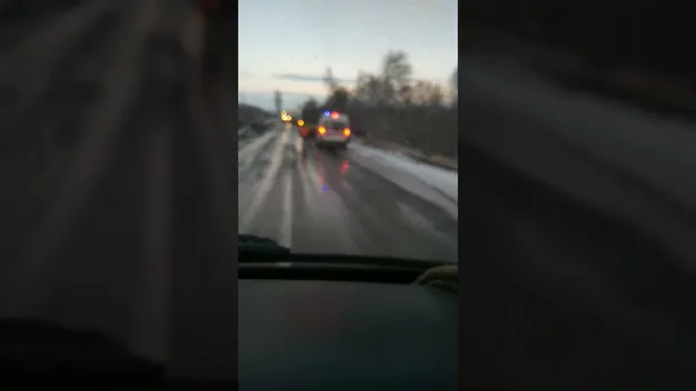 Автомобілі розкидало: траса Рівне-Луцьк заблокована масштабною ДТП (відео, оновлено)
