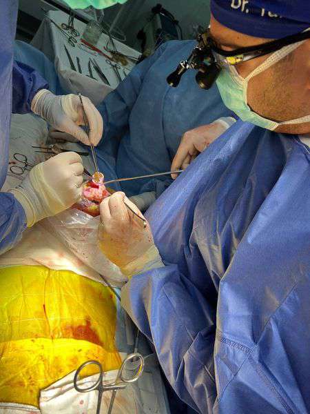 У лікарні в Ковелі під час ракетних обстрілів чоловікові пересадили серце (фото)