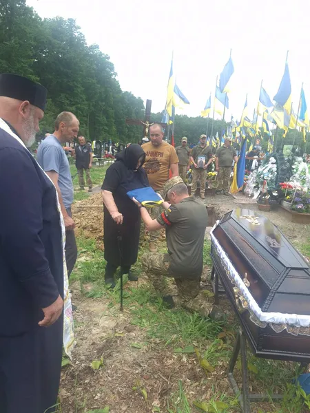 На Волині попрощалися із полеглим Героєм Олександром Троянчуком (фото)