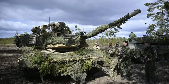 «Абрамси» вже в Україні й готуються підсилити наші бригади», – Зеленський