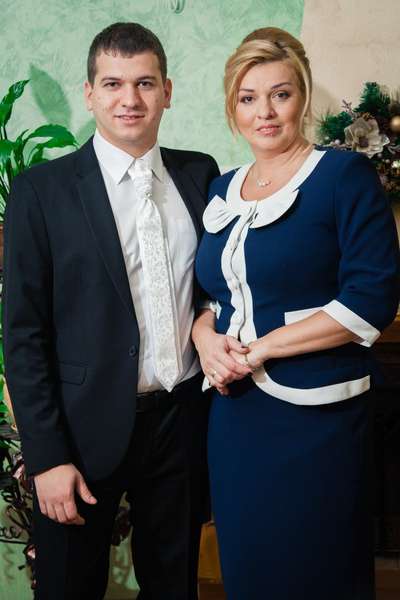 Оксана Лєщинська з сином Романом