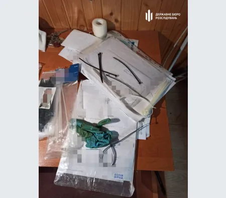 Відбив чоловіку статеві органи: на Прикарпатті затримали керівника районного ТЦК