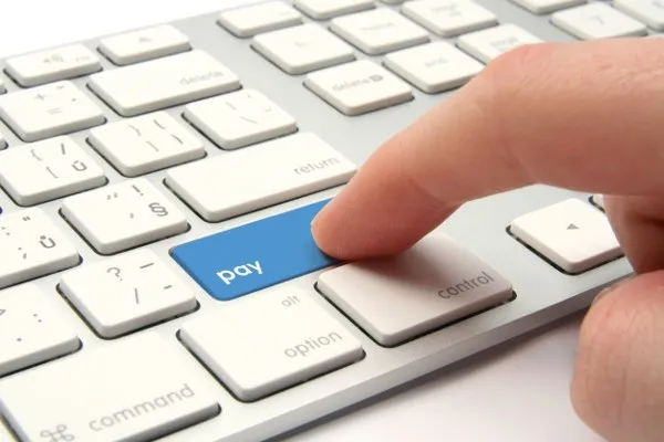 ПриватБанк запустив віртуальні POS-термінали для підприємців* 