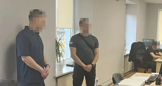 СБУ «накрила» волинського митника, який брав хабарі