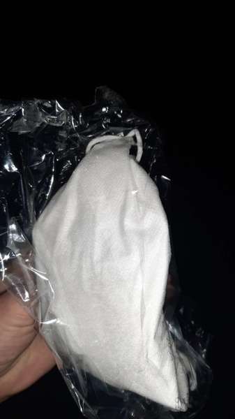 У «Ягодині» затримали автомобіль, напакований респіраторними масками (фото)