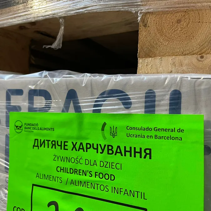 З Іспанії до Луцька приїхали 22 тонни гуманітарної допомоги (фото, відео)