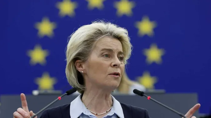 ЄС переказав Україні 1 млрд євро макрофінансової допомоги