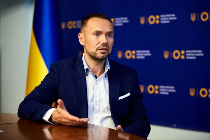 У більшості університетів України, попри війну, триває навчання