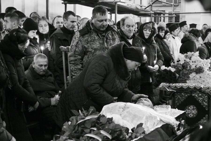 У Луцьку попрощалися із загиблими Героями Олександром Нагорним та Іваном Гнатенком (фото)