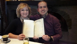 Луцький ресторан відшукав авторів "романтичного відгуку" 20-річної давнини (відео)