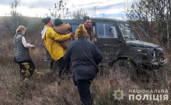 Жінка заплуталась в ожині і не могла вибратись два дні (фото)