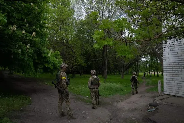 Село на Донеччині окупанти замінували підступними боєприпасами (фото)