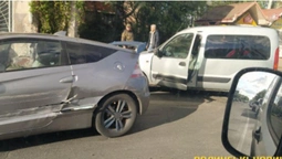 У Луцьку – аварія: зіткнулися Renault та Honda (фото)