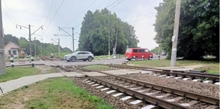 Стан важкий: у Луцьку прооперували 20-річного хлопця, який потрапив під потяг