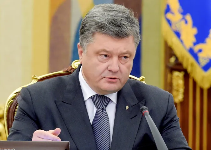 Порошенко підписав закон про земельний мораторій