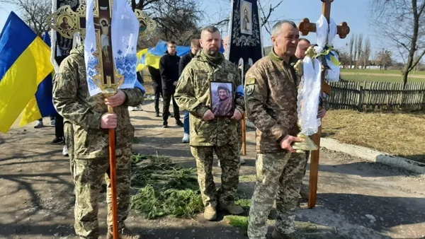 Загинув на Харківщині: на Волині попрощалися з воїном Анатолієм Бараносем (фото)