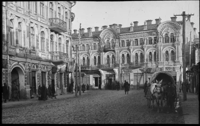 Повернення у минуле: показали рідкісні світлини, на яких Луцьк понад століття тому (архівні фото)