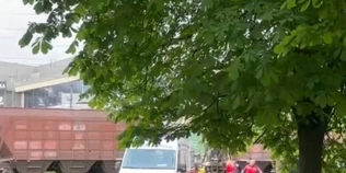 У Луцьку хлопця вдарило струмом на даху залізничного вагона – працюють медики (відео) оновлено
