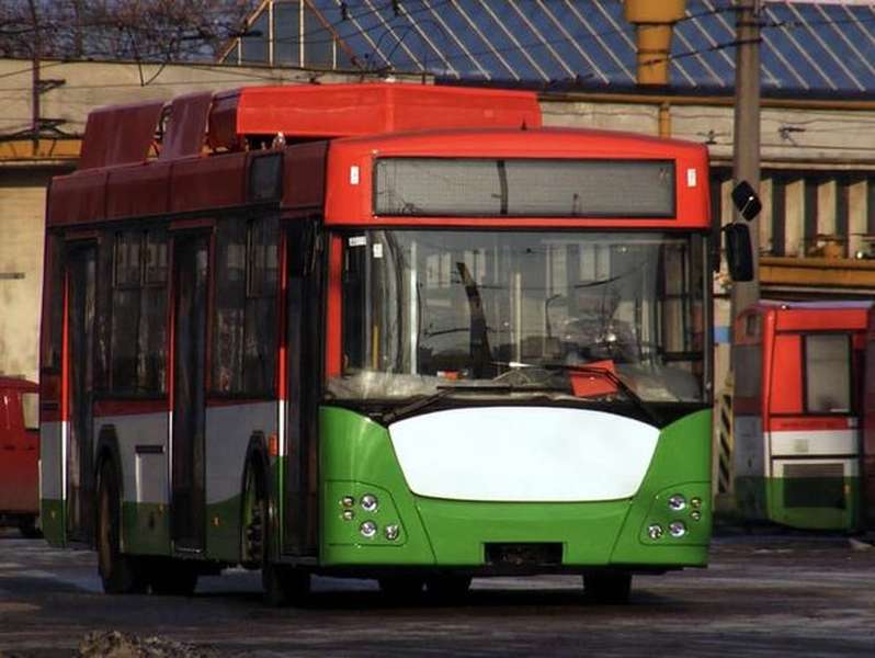З Євросоюзу: для Луцька придбали чотири сучасні тролейбуси (фото)