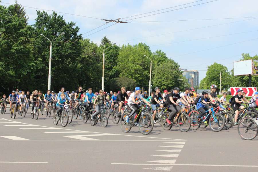 «Велодень-2019» у Луцьку зібрав рекордну кількість учасників (фото)