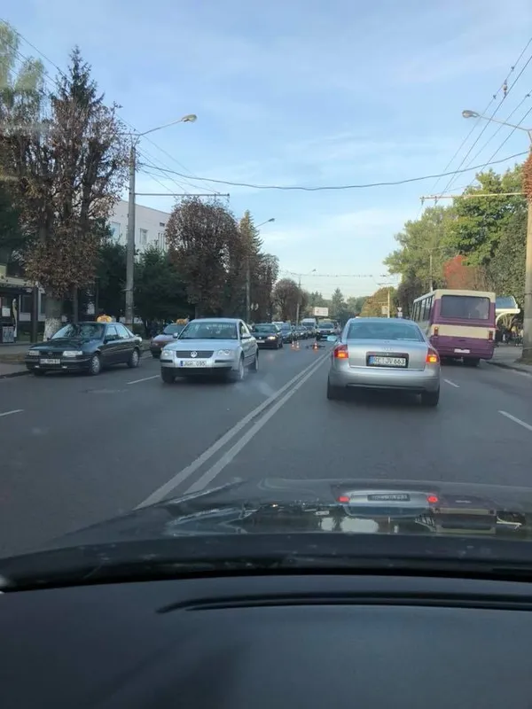 У Луцьку біля «Авангарду» збили велосипедиста (фото) 
