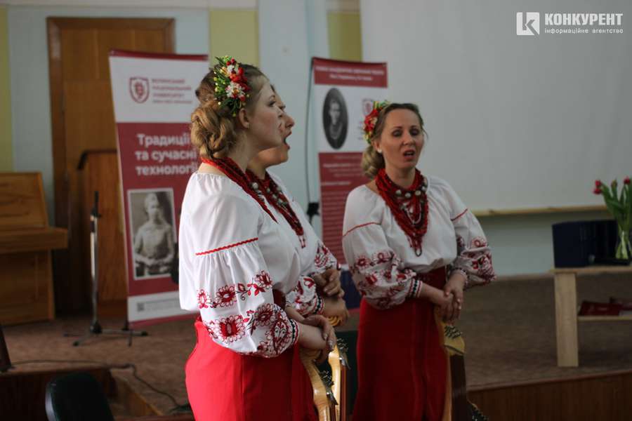 Видання року: у Луцьку презентували 14-томник текстів Лесі Українки (фото)